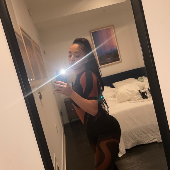 Sheer motion body suit - Picture 2 of 2